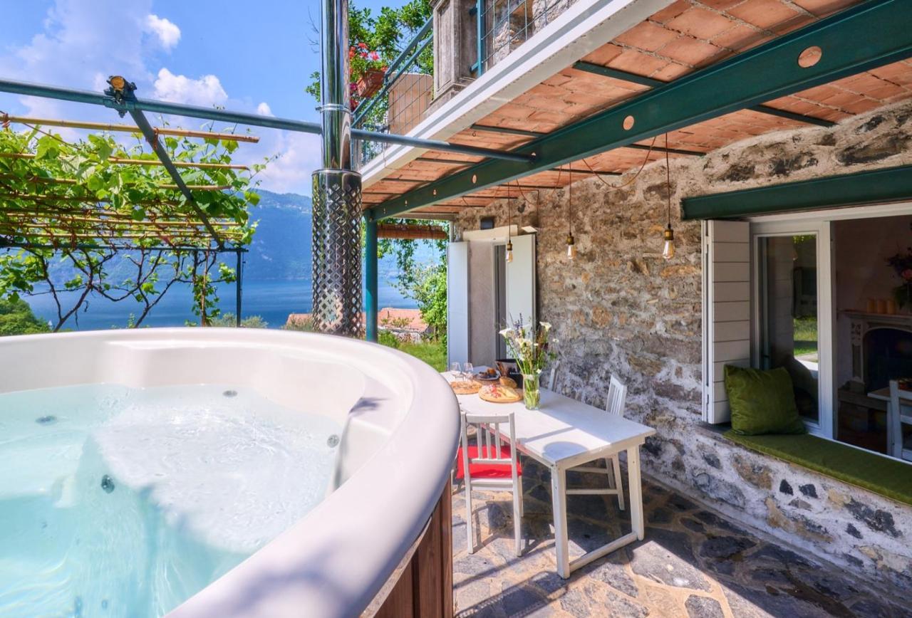 La Casetta Nel Bosco - Hot Tube And Sauna Lierna Ngoại thất bức ảnh